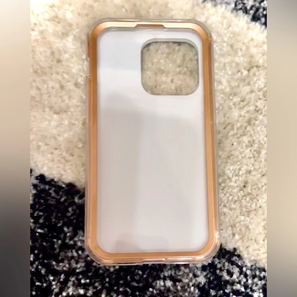 iPhone 14 Pro Case 6.1” + Built-in Screen Protector in Cheetah + Matching PopS
